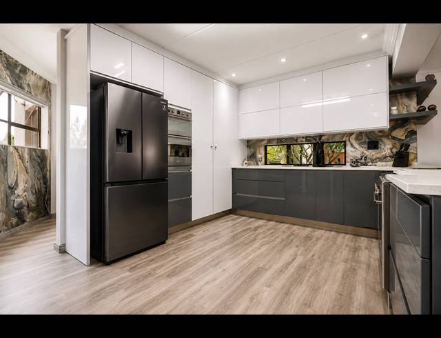 4 BEDROOM HOUSE FOR SALE IN THREE RIVERS EAST